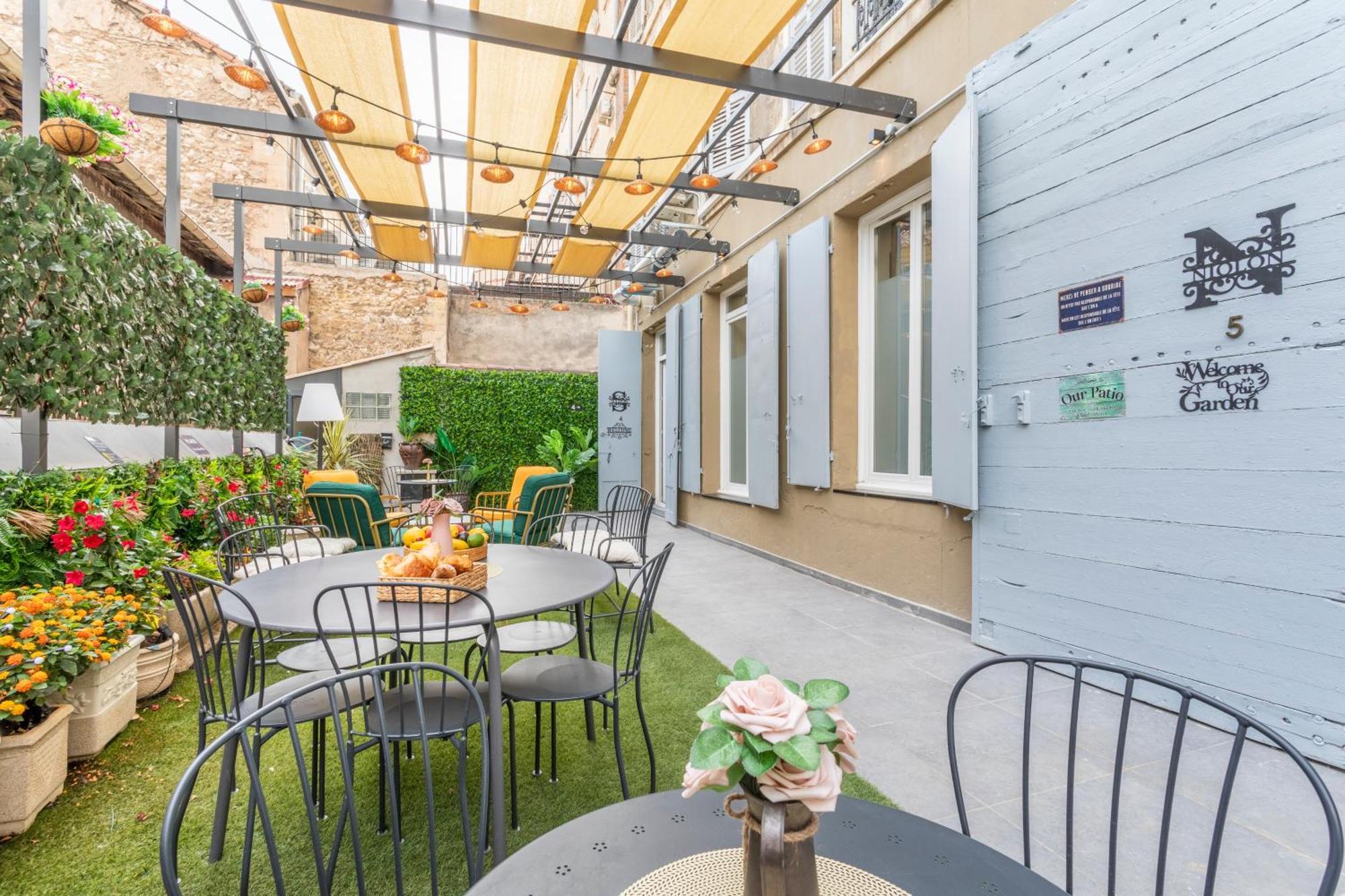 Ferienwohnung Adira Marseille Montgrand 2 Etoiles Exterior foto