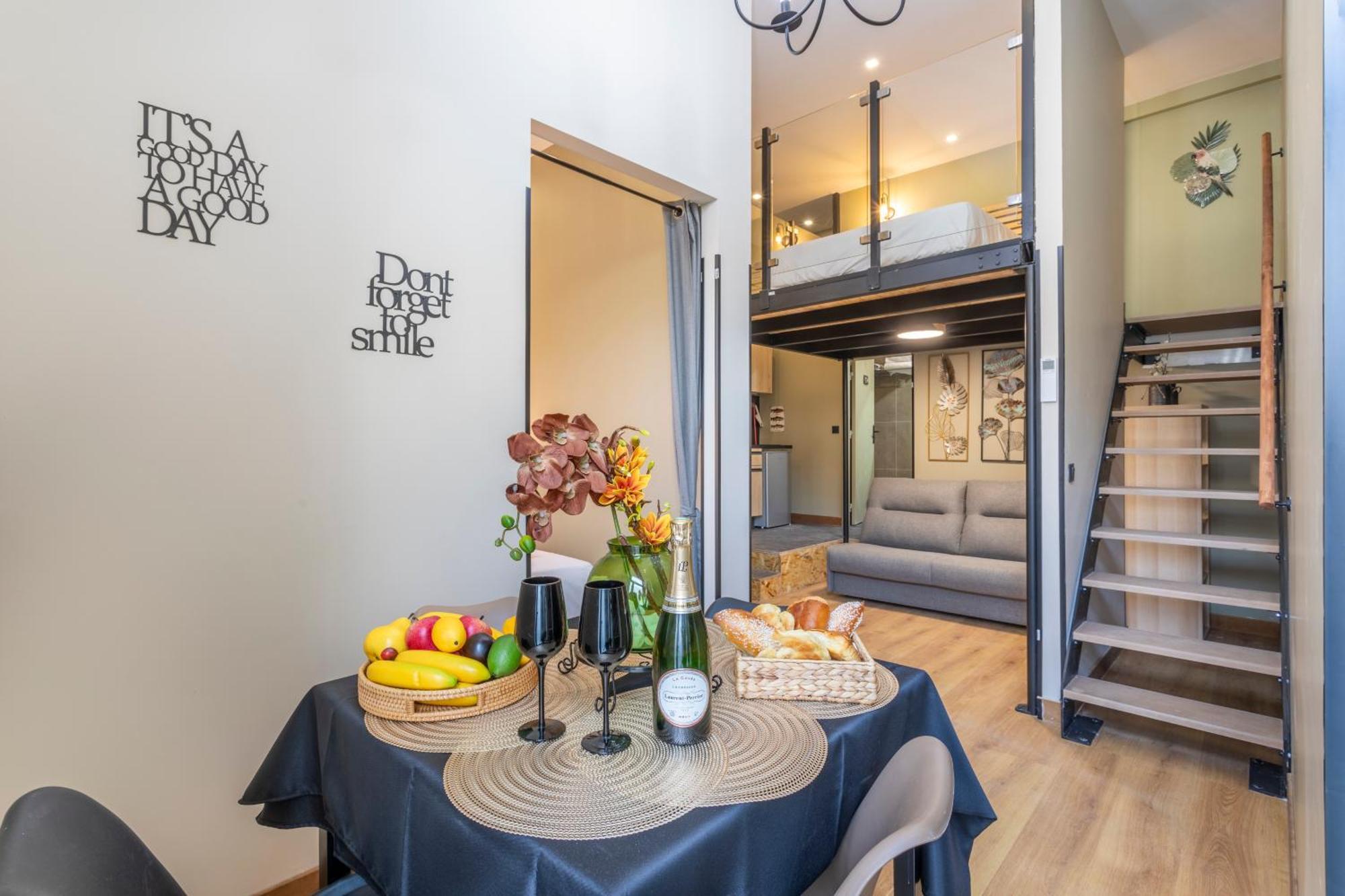 Ferienwohnung Adira Marseille Montgrand 2 Etoiles Exterior foto